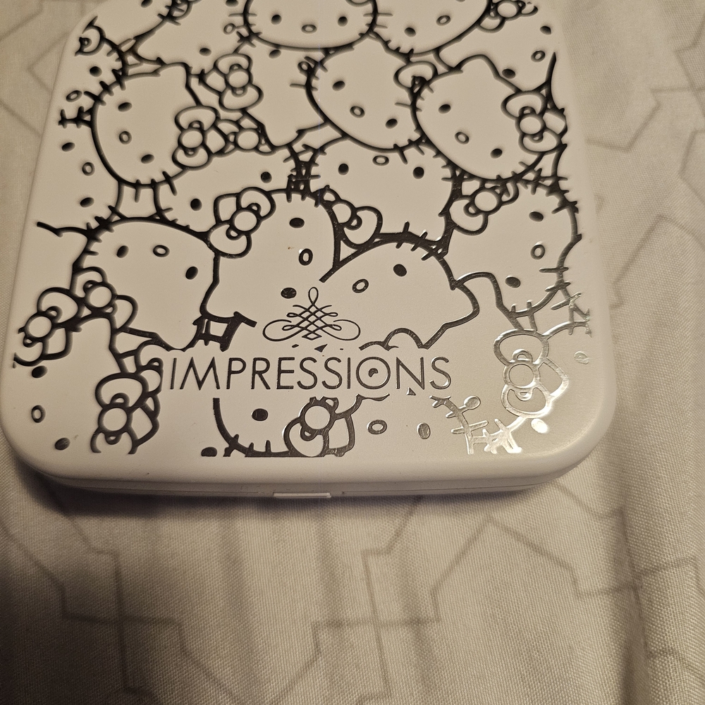 Hello Kitty White Compact Mirror